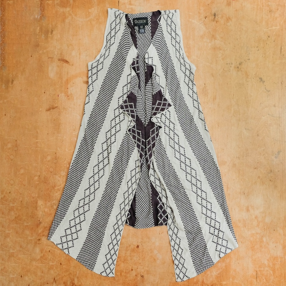 Mia Maddison Drape Drappy Duster Vest Size Medium